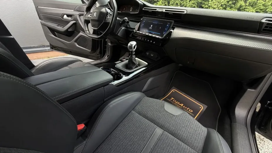 PEUGEOT 508 -