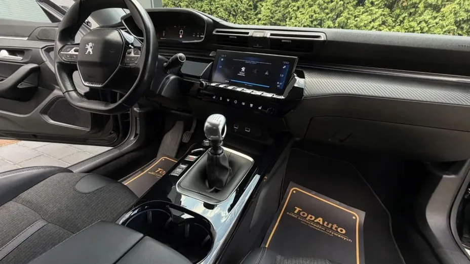 PEUGEOT 508 -