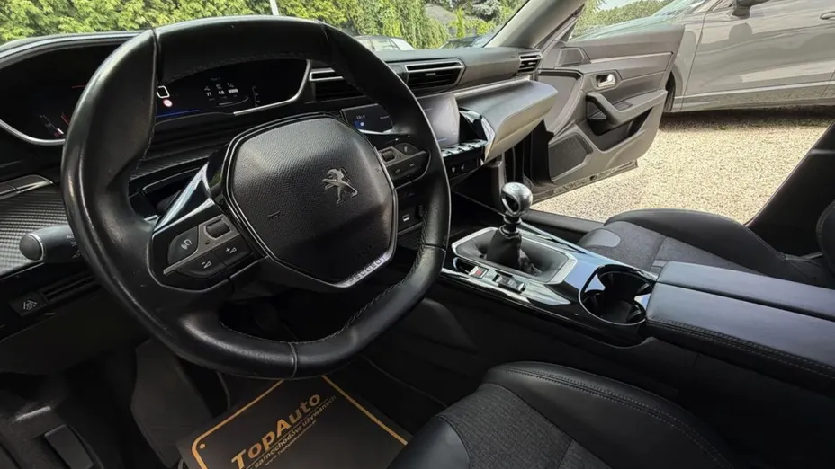 PEUGEOT 508 -