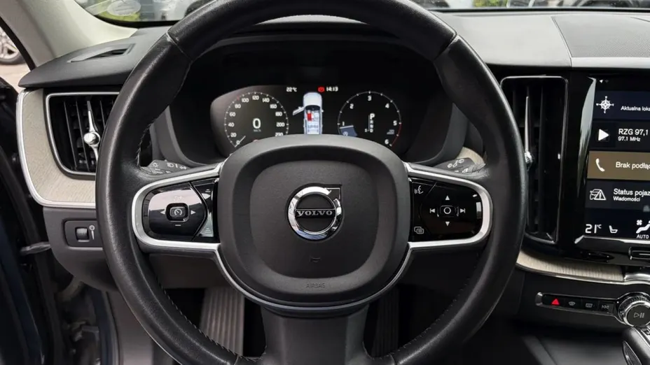 VOLVO XC60 -