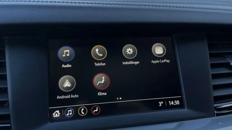 OPEL Insignia -