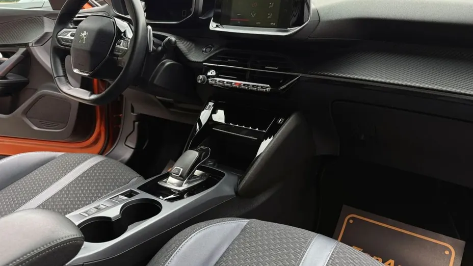 PEUGEOT 2008 -