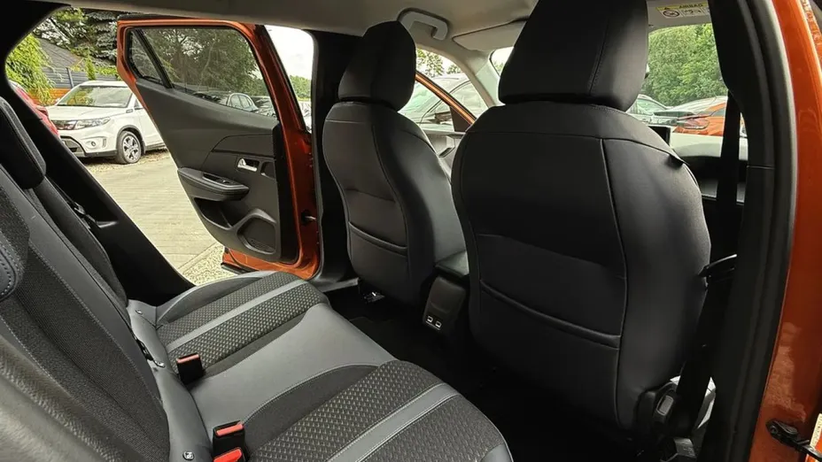 PEUGEOT 2008 -