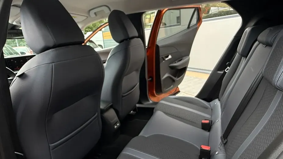 PEUGEOT 2008 -