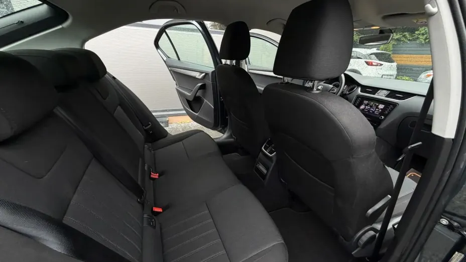 SKODA Octavia -
