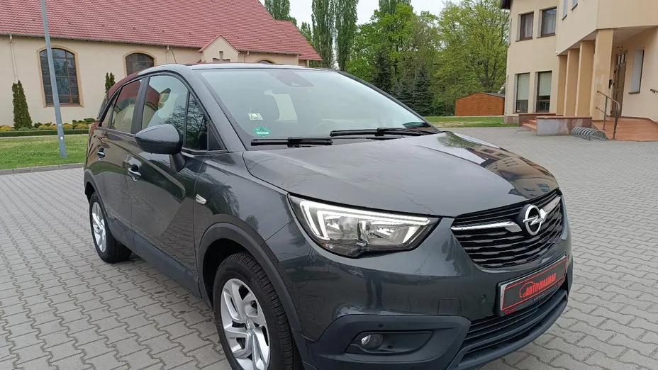 OPEL Crossland X -