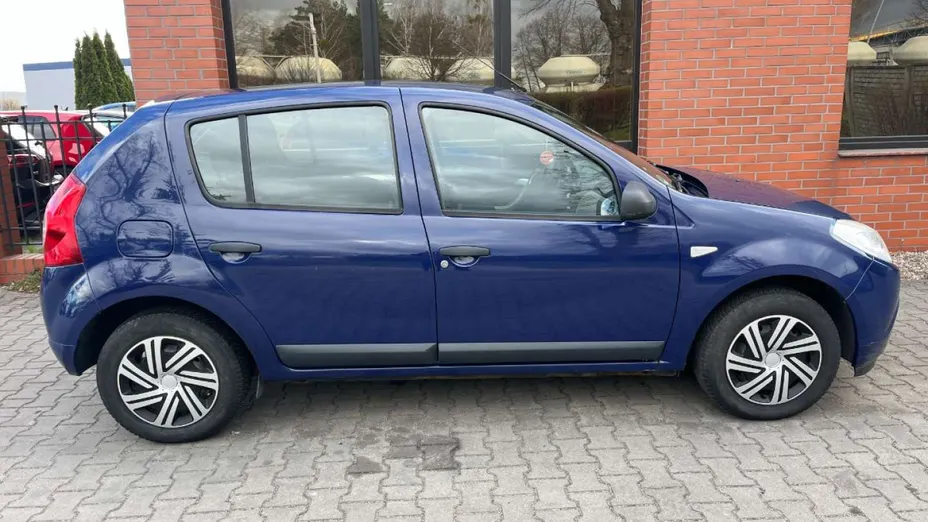 DACIA Sandero -