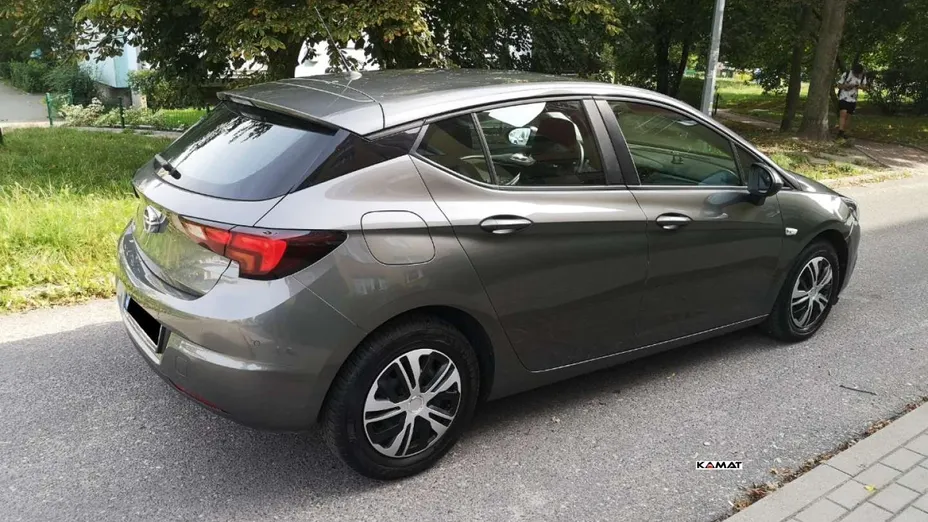 OPEL Astra -