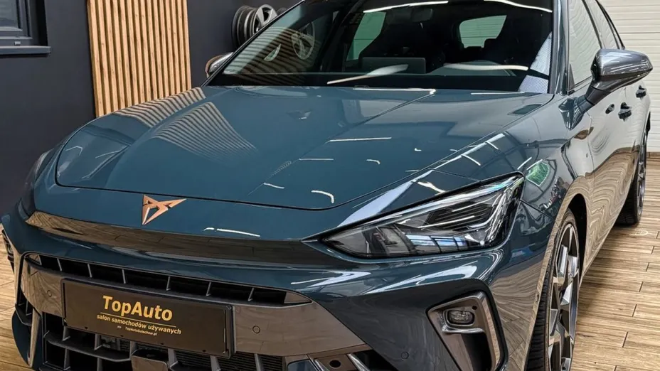 CUPRA Leon -