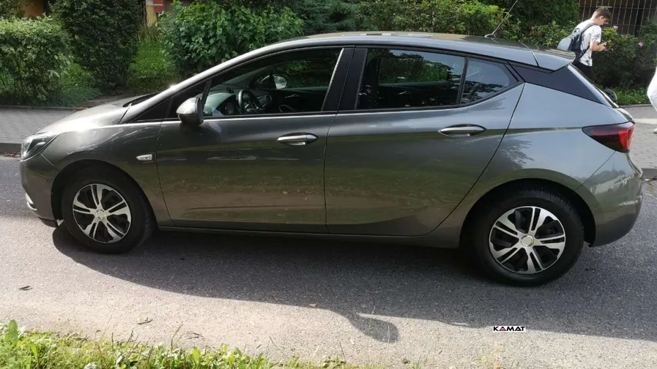 OPEL Astra -