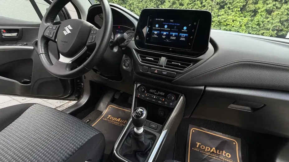 SUZUKI SX4 -