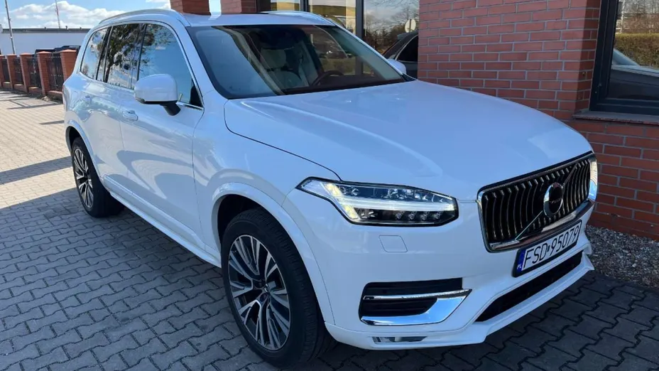 VOLVO XC90 -