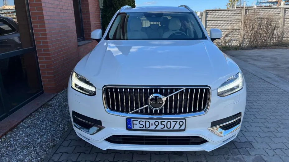 VOLVO XC90 -