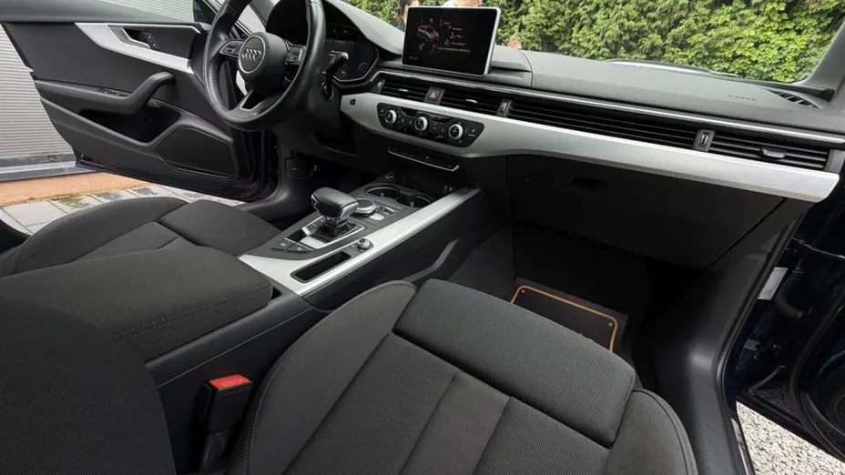 AUDI A4 Avant -