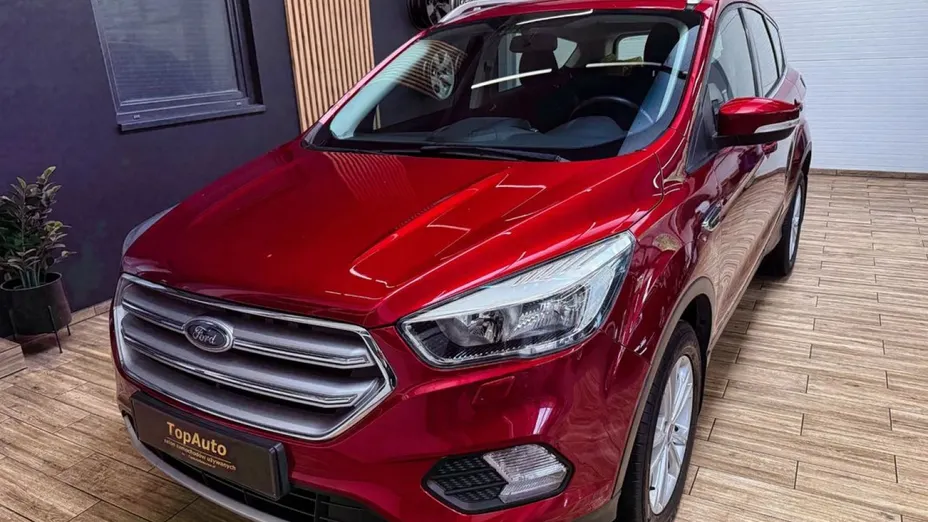 FORD Kuga -