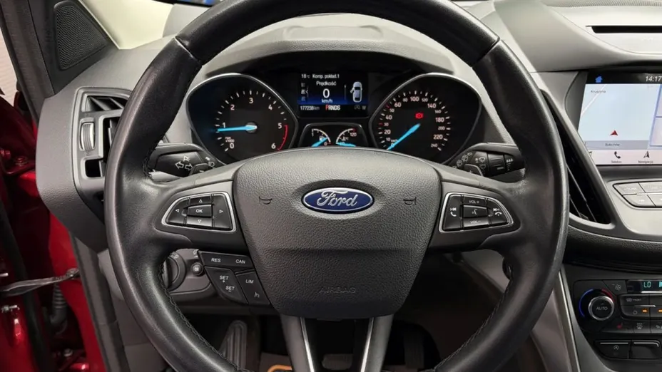 FORD Kuga -
