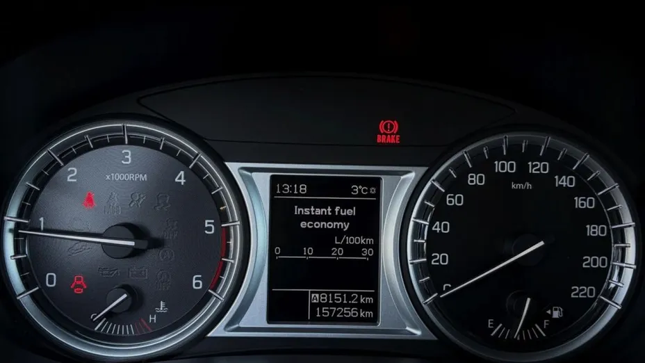 SUZUKI Vitara -