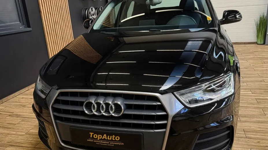 AUDI Q3 -