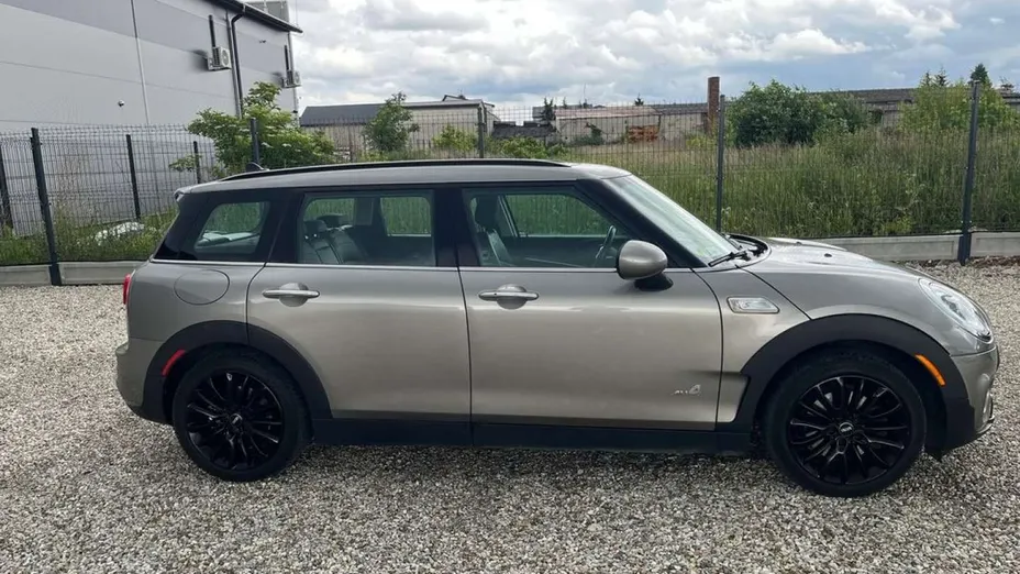 MINI [BMW] Clubman -