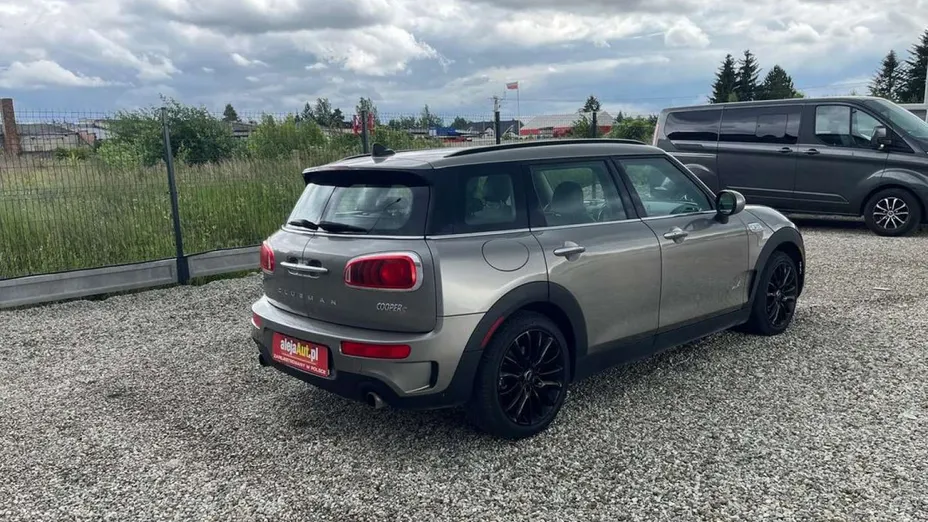 MINI [BMW] Clubman -