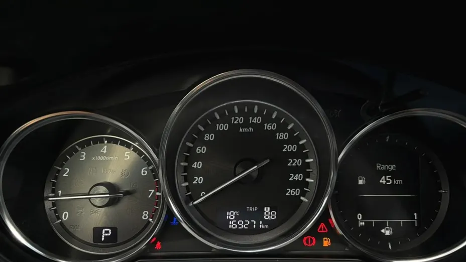 MAZDA CX-50 -