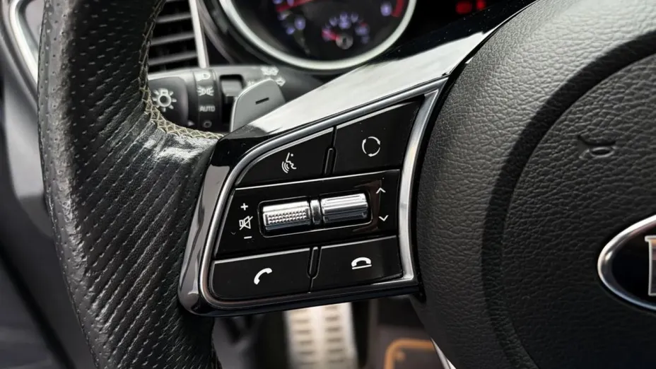 KIA ProCeed -