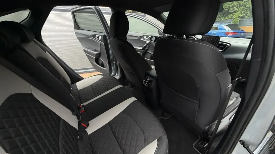 KIA ProCeed -