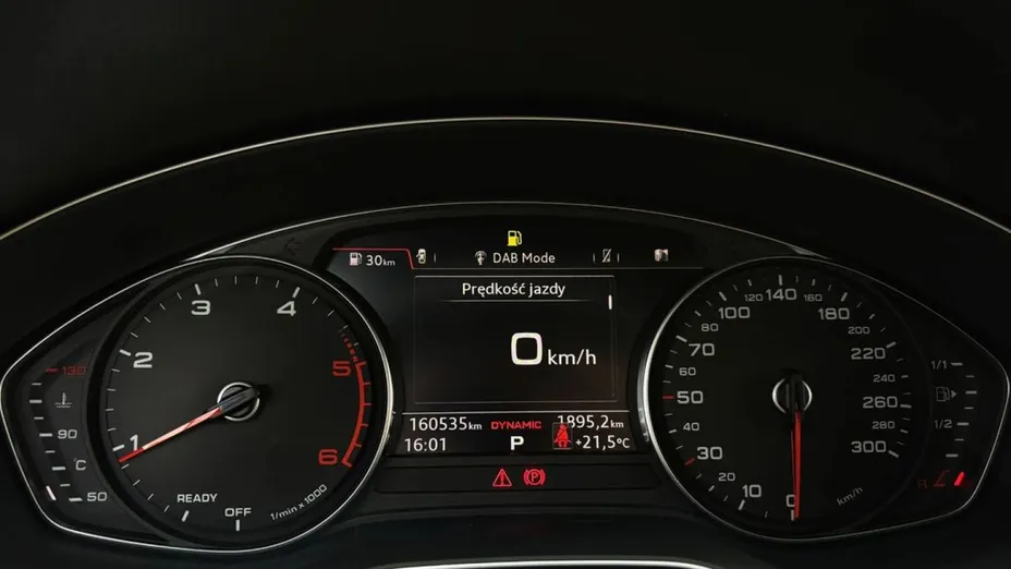 AUDI Q5 -
