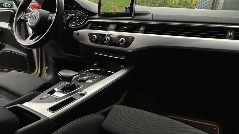 AUDI A4 Avant -