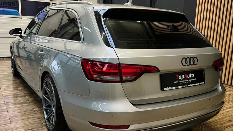 AUDI A4 Avant -