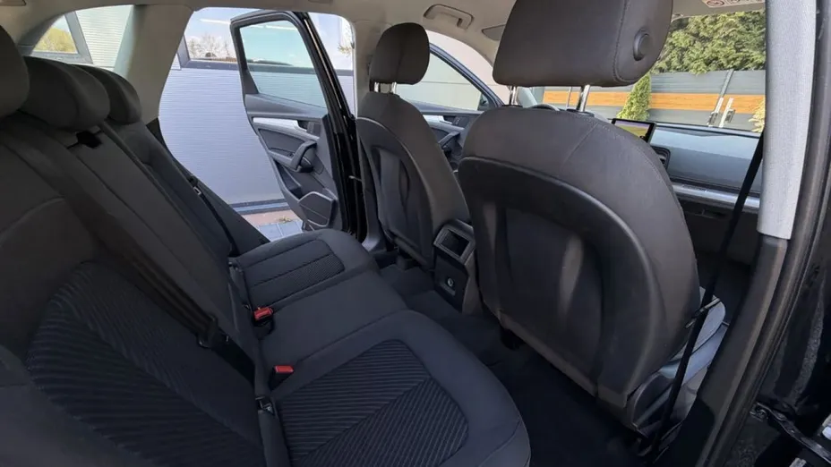AUDI Q5 -