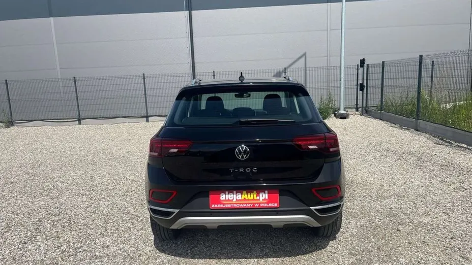 VOLKSWAGEN T-ROC -