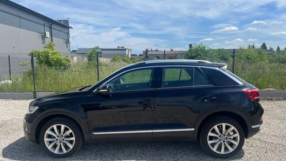 VOLKSWAGEN T-ROC -