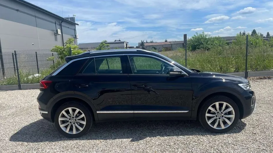 VOLKSWAGEN T-ROC -