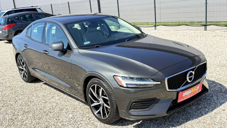 VOLVO S60 -