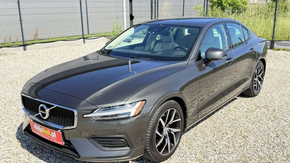 VOLVO S60 -