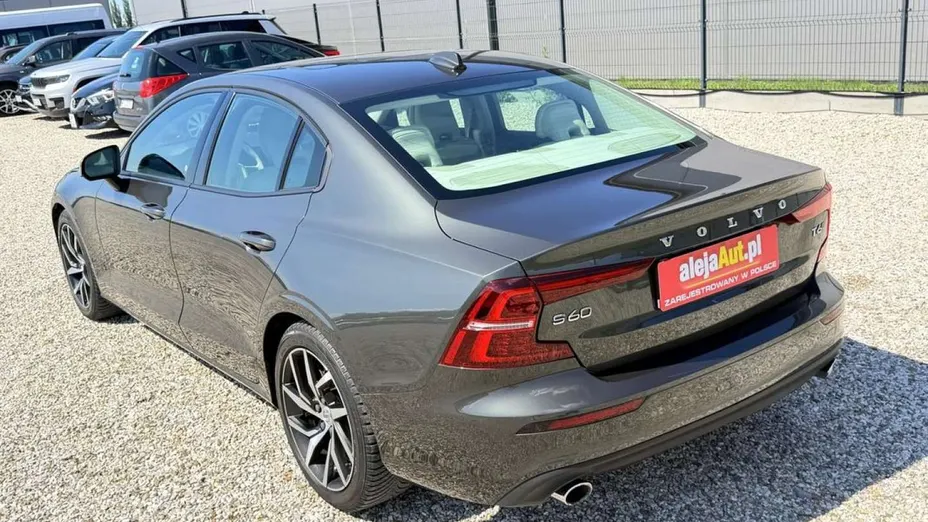 VOLVO S60 -