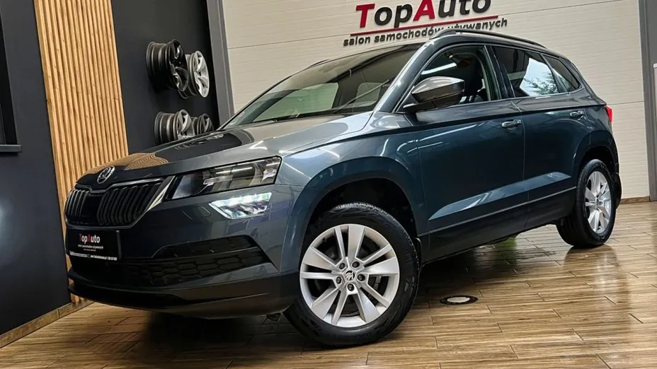 SKODA Karoq -
