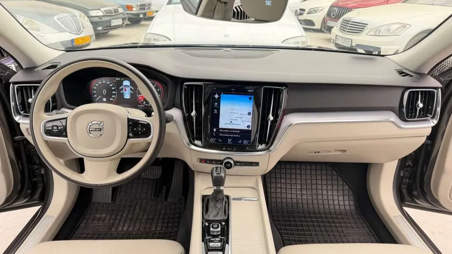 VOLVO S60 -