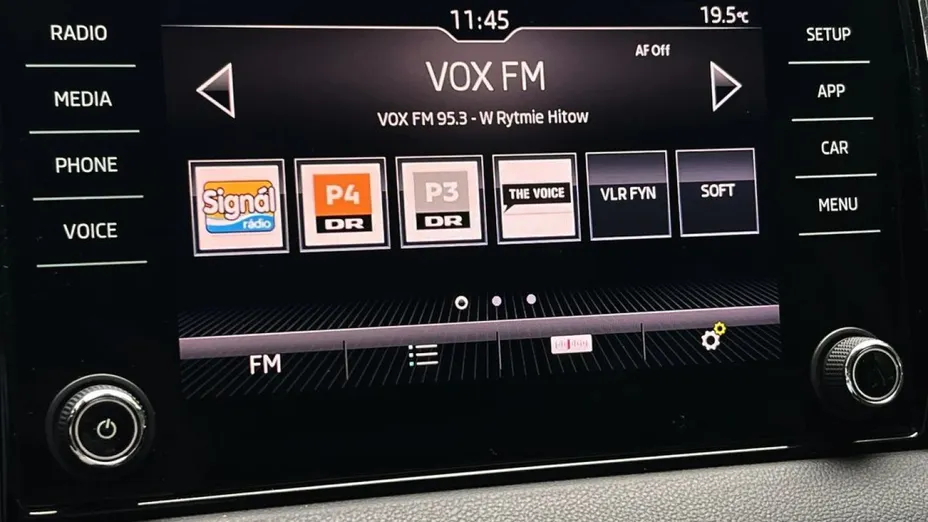 SKODA Karoq -