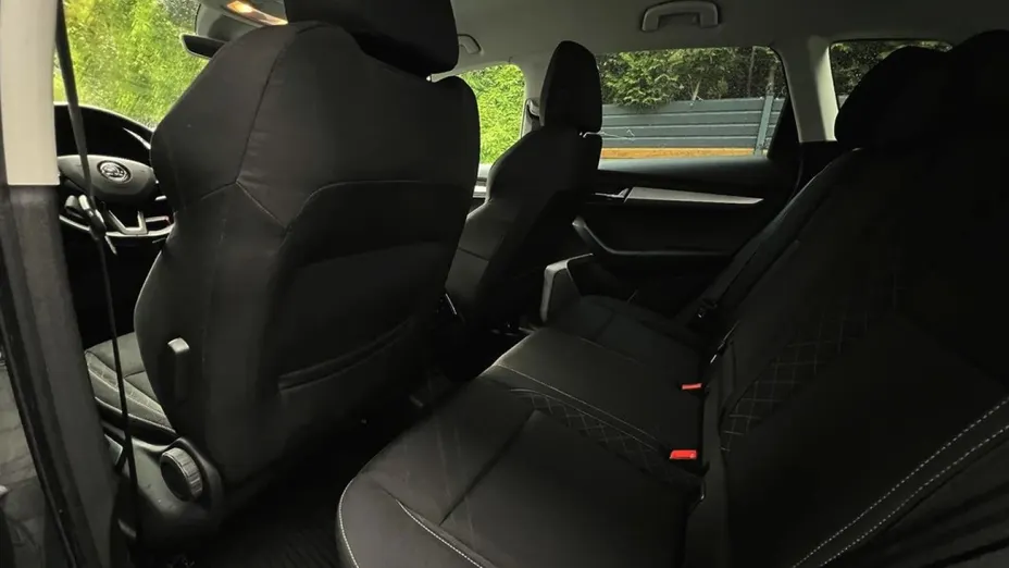 SKODA Karoq -