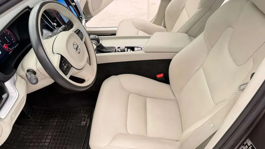 VOLVO S60 -