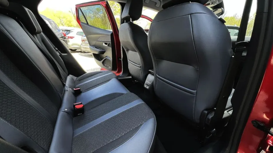 PEUGEOT 2008 -