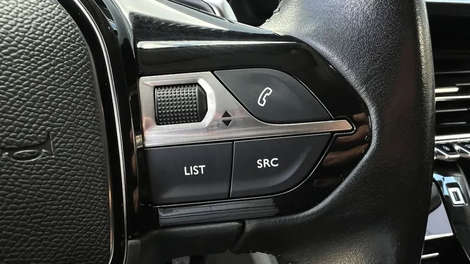 PEUGEOT 2008 -
