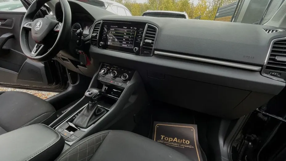 SKODA Karoq -