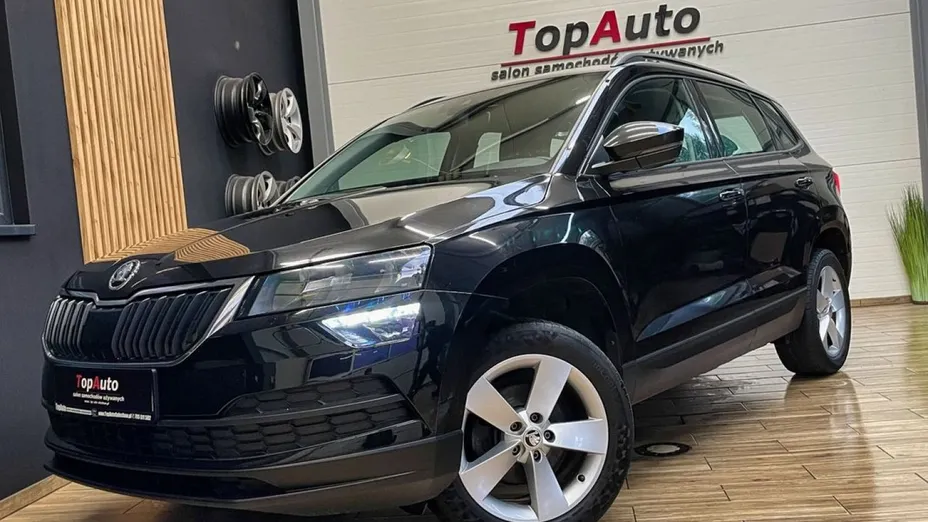 SKODA Karoq -