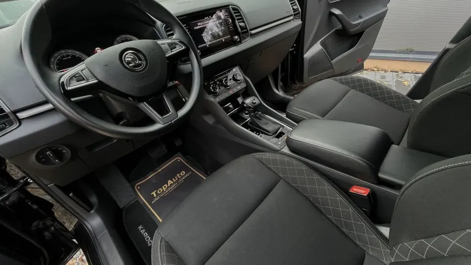SKODA Karoq -