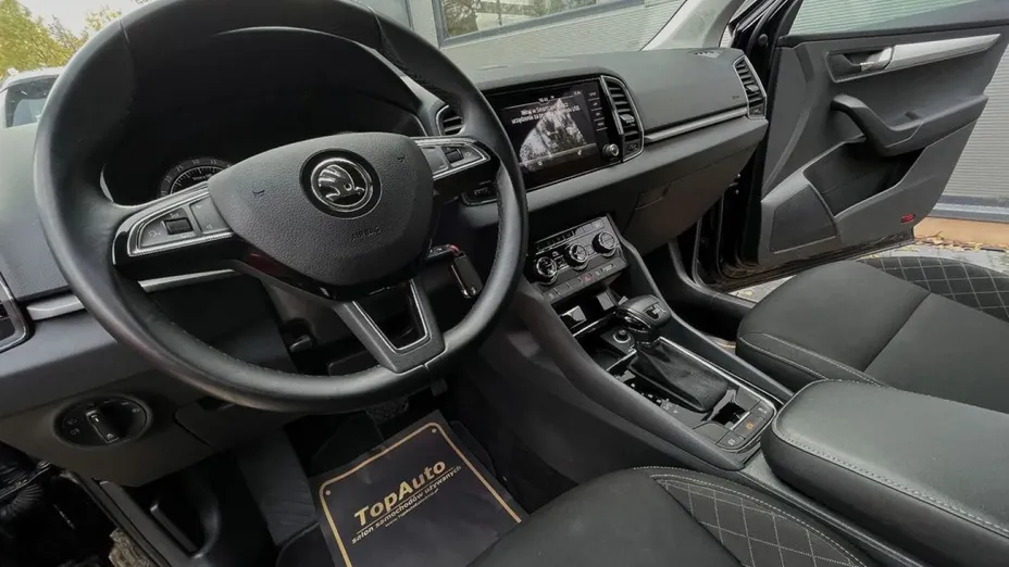 SKODA Karoq -
