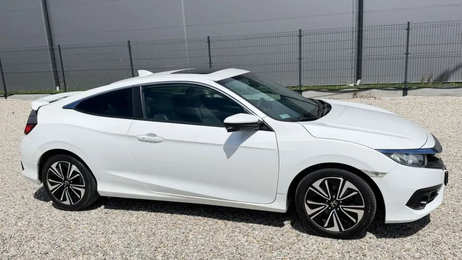 HONDA Civic -