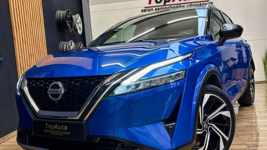NISSAN Qashqai -